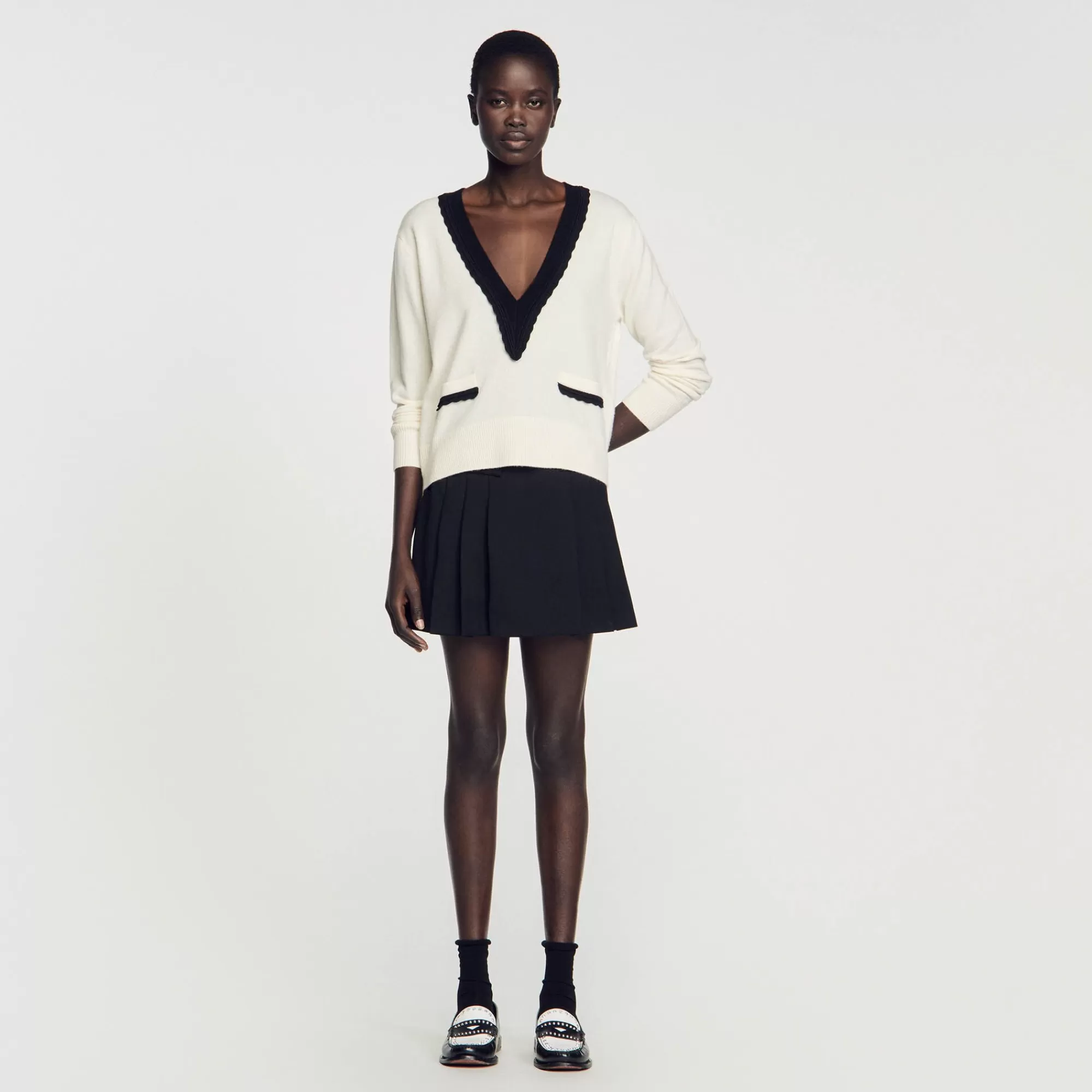 Mulheres Sandro Paris Sueter Bicolor Com Decote Em V