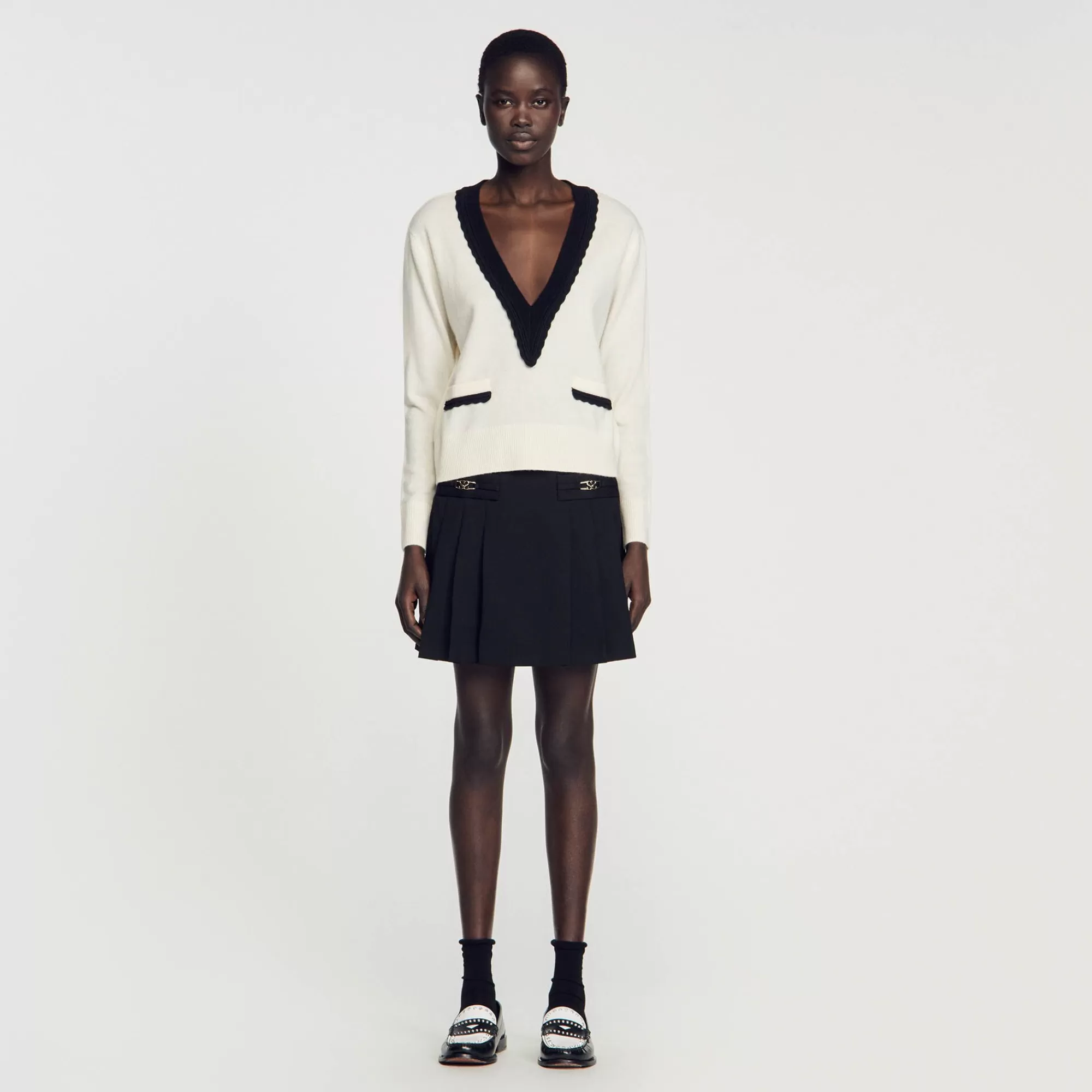 Mulheres Sandro Paris Sueter Bicolor Com Decote Em V